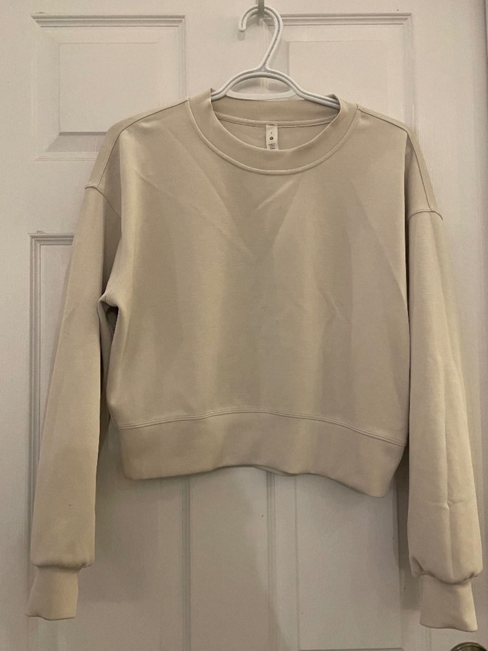 Lululemon Softstreme Perfectly Oversized Cropped Crew | Bone | Size 2